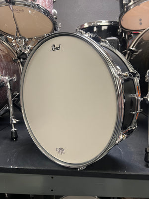 Pearl Modern Utility 14x5.5” Satin Black Maple Snare