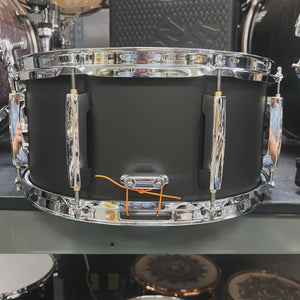 Pearl Modern Utility 14x6.5” Satin Black Maple Snare