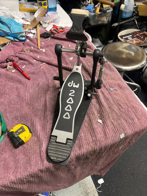 DW 2000 Bass Drum Pedal