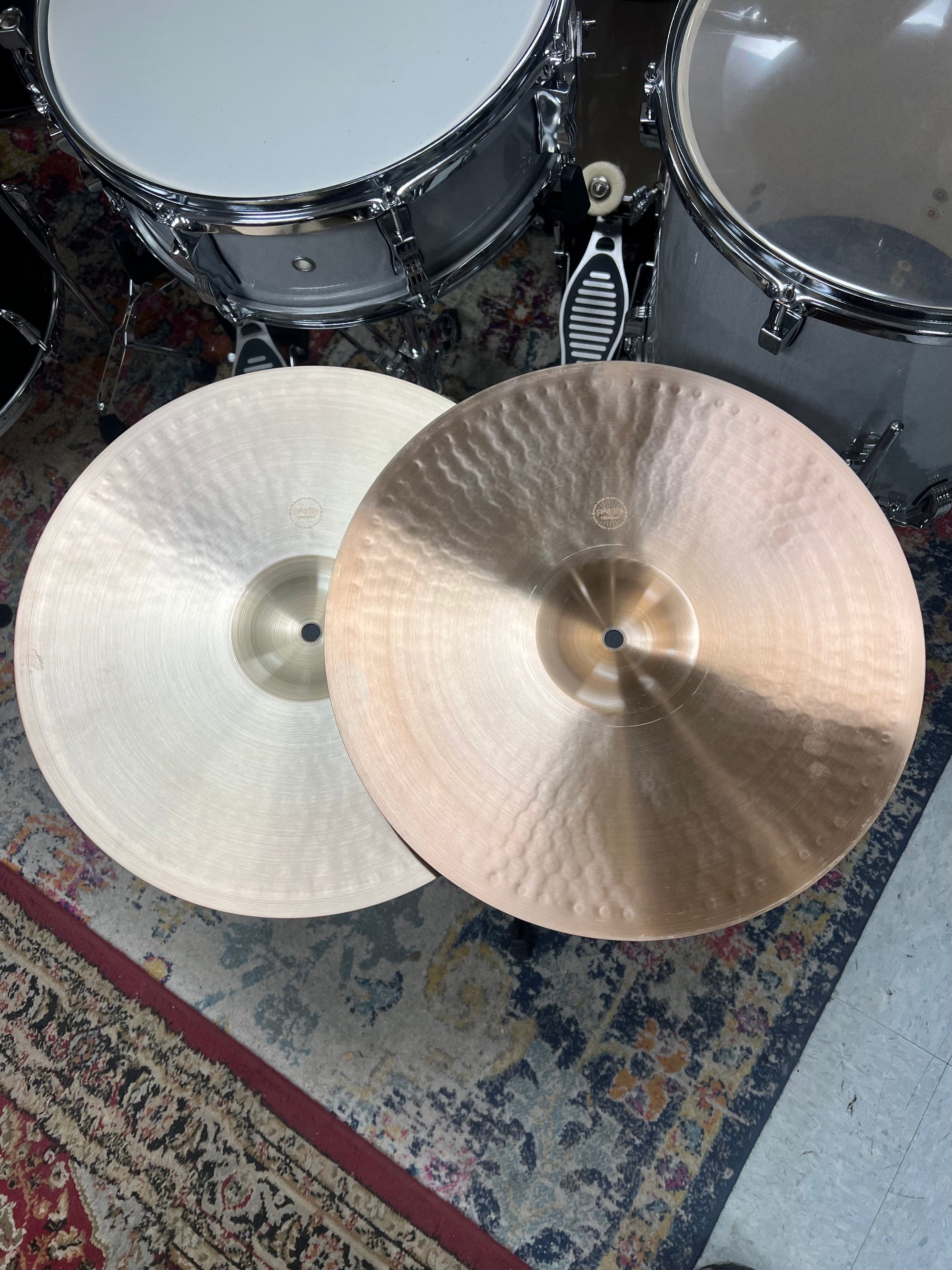 Paiste 15” Giant Beat Hi Hat Cymbals