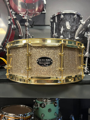 On The Edge 14x5.5” Gold Glitter Snare Drum