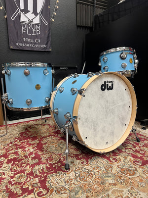 DW Collectors Jazz Series Robins Egg Blue 3pc Drum Set