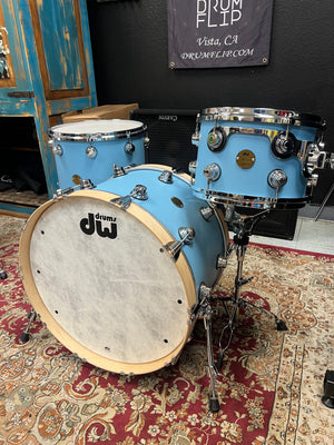 DW Collectors Jazz Series Robins Egg Blue 3pc Drum Set