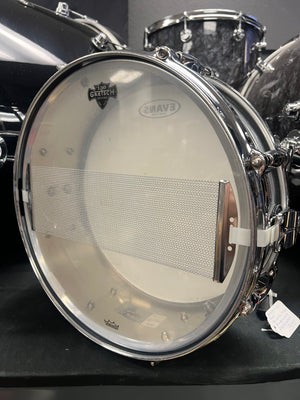 Gretsch USA Custom Chrome Over Brass 14x5” Snare Drum