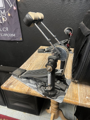 DW 8000 Double Bass Drum Pedals with Case