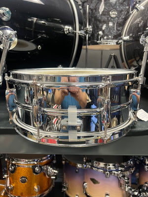 Pearl 14x5.5” Steel Snare Drum