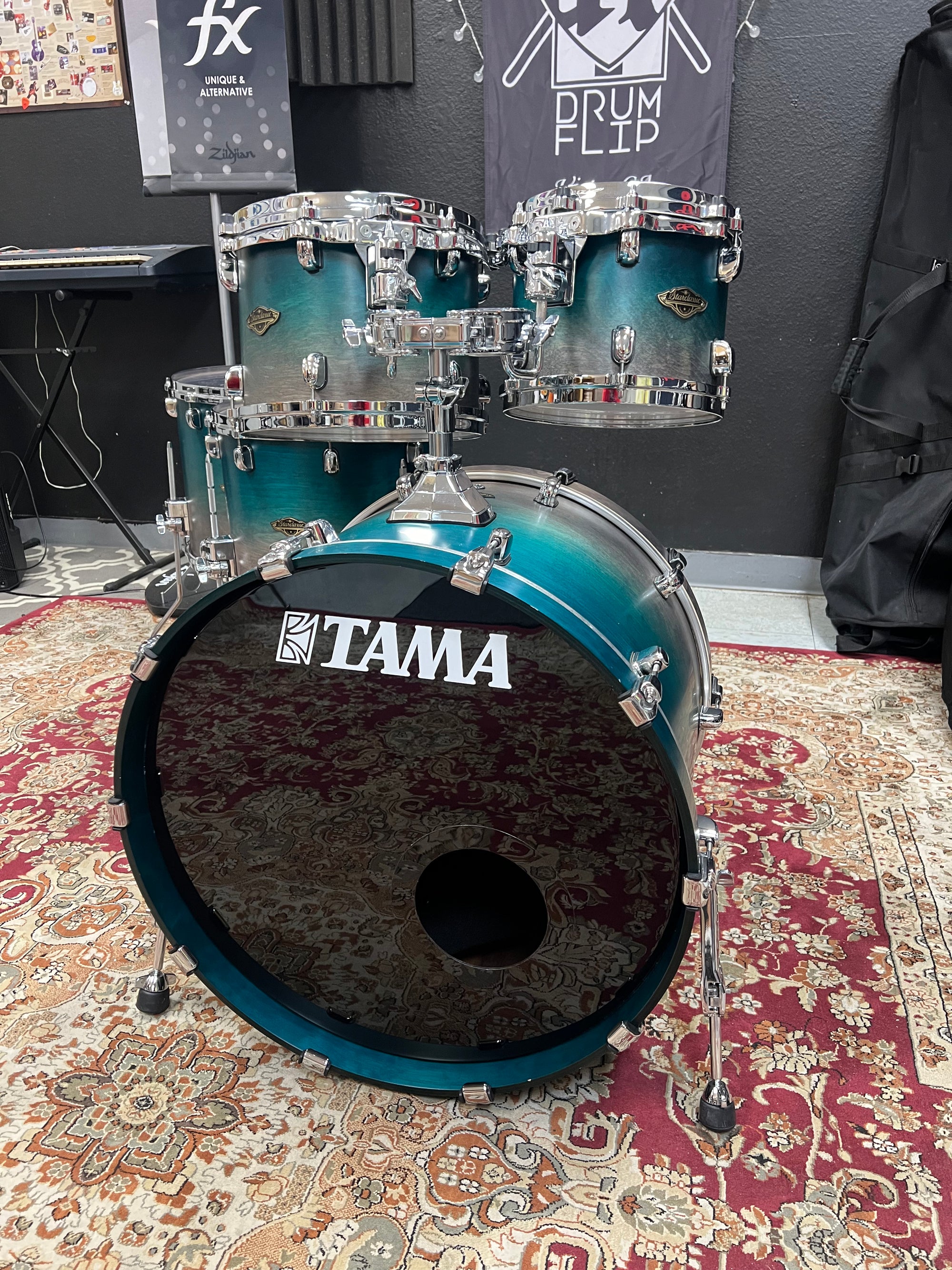 Tama Starclassic Walnut Birch Satin Sapphire Fade 5pc Drum Set