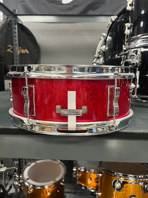 Ludwig Pioneer Red Sparkle 14x5” Snare Drum