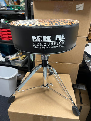Pork Pie Flat Black With Leopard Print Throne