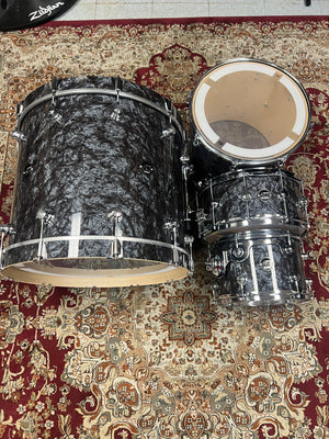 DW Performance 4pc Black Diamond Pearl Drum Set