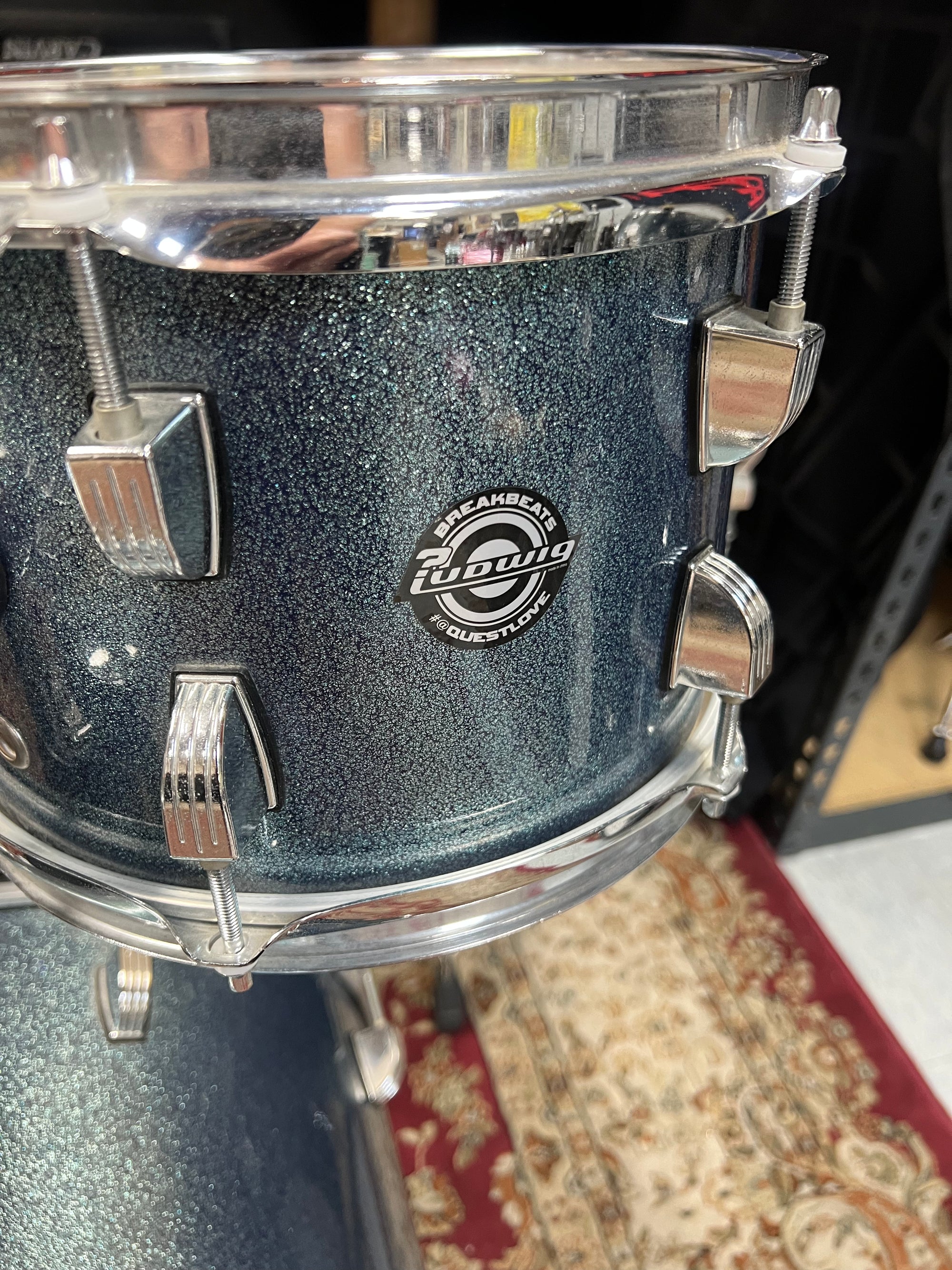 Ludwig Breakbeats 4pc Blue Sparkle Drum Set