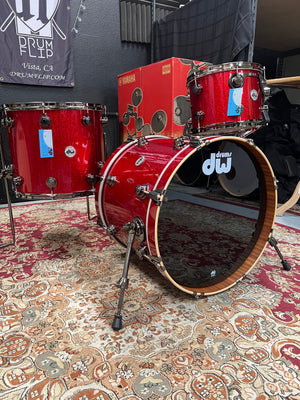 DW Collectors Red Sparkle 3pc Drum Set