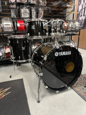 Yamaha Oak Custom Musashi Black 4pc Drum Set