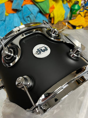 DW Design Series Satin Black 5pc Drum Set